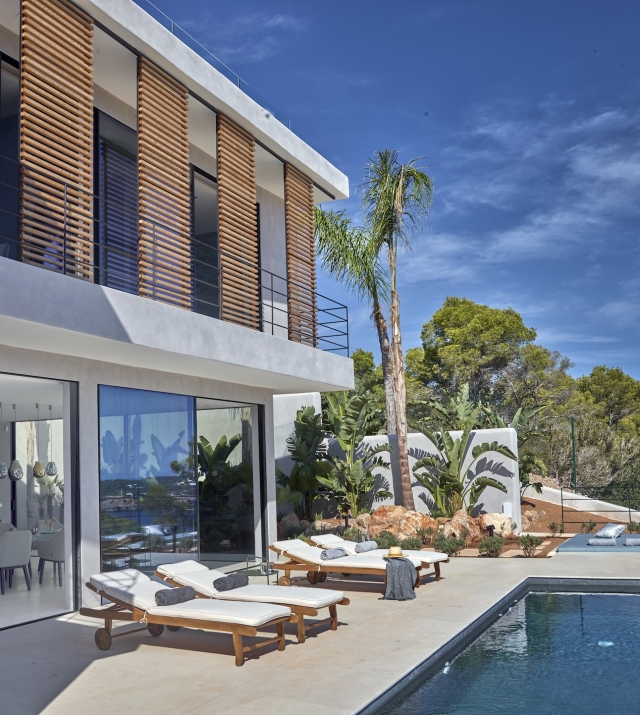 Resa Estates Ibiza koop sale Cala Moli villa seaviews modern villa and pool.jpg